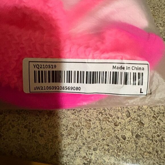 SHEIN Bright Pink Swimwear - Picture 3 of 6